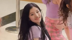 PRISTIN - Wee Woo