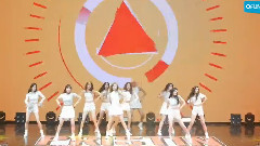 PRISTIN - WEE WOO