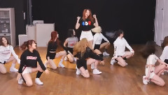 PRISTIN - WEE WOO