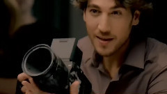 音乐短片 - It's a Man's World