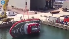 音乐短片 - Ship Launch Gone Wrong