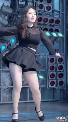 韩国群星,舞蹈视频 - Mammamia