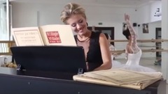 音乐短片 - She's The One