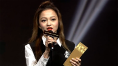 张韶涵 - 百度年度热搜艺人张韶涵 第五届音悦V榜年度盛典 现场版 17/04/08