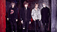 #CDが売れないこんな世の中じゃ