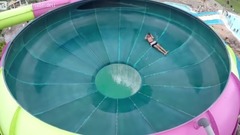 音乐短片 - Skara Sommarland - Vortex Trichterrutsche Space Bowl Onride