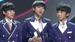 TFBOYS,王俊凯,王源,易烊千玺 - 光亮-致TFBOYS