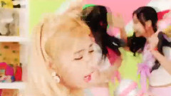 少女时代,Girl's Day,Jun.K(2PM),Henry,Lovelyz,TWICE - Kpop歌曲中的“Mola Mola”