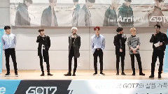GOT7 - 弘义女高 Genie 校园 突击演出