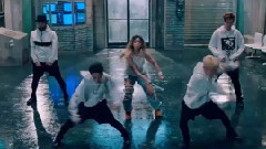 Minzy - NINANO (Feat. Flowsik)