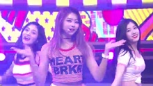 - WEE WOO - MBC Show Champion 现场版 17/04/19
