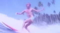 音乐短片 - LAY BAC SHRILLER