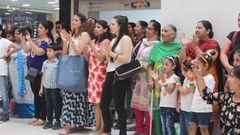 音乐短片 - Sadi Gali London Thumakda Banno Cute Girl Dance Performance Step2Step Dance Studio