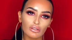 音乐短片 - RED FIRE AF, FLAMESSS, SPICY, STUNT ON A BITCH MAKEUP LOOK! (TUTORIAL)