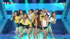 PRISTIN - WEE WOO