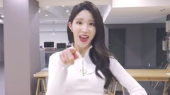 LABOUM - Hwi Hwi