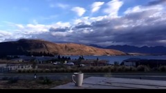 音乐短片 - On A Sunday Morning