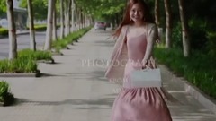 阿朵 - 一个卖美牙仪的脑残