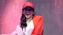  - EXID - HOT PINK