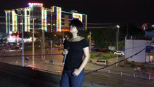  - 美女是beyond迷，用一首经典粤语，纪念家驹
