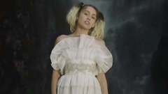 Miley Cyrus - Malibu