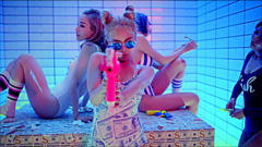 金泫雅 - 因为红