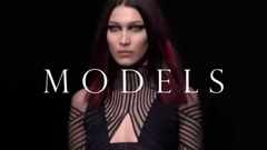 Fashion Show - 冬季2017 Gigi Hadid.avi