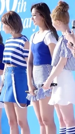 TWICE - SIGNAL