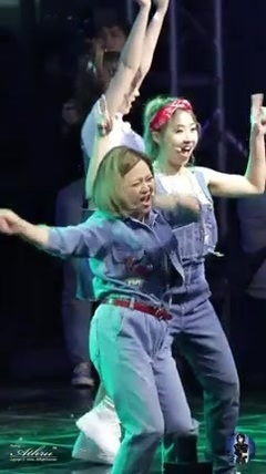 Somi - Rigth?