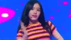 PRISTIN - WEE WOO