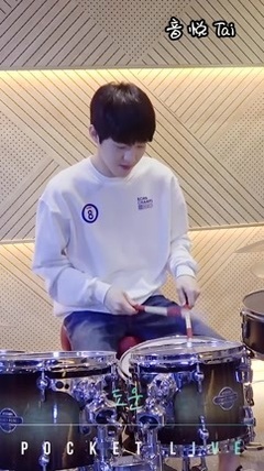DAY6 - [POCKET LIVE] DAY6 尹度云 -Man in a movie