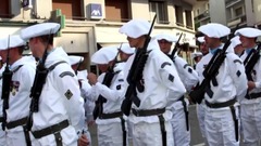 音乐短片 - Самая смешная военная форма в мире