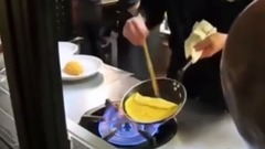 音乐短片 - 绝对让你叹服的煎蛋技巧