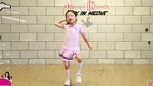 韩国小萝莉罗夏恩跳Pristin《Wee Woo》