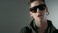 T.Mills - Vans On