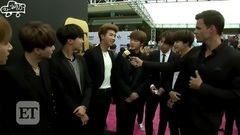 防弹少年团 - 今夜娱乐 防弹少年团 红毯采访 2017 Billboard Music Awards