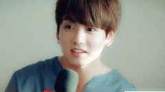 田柾国(防弹少年团),V(防弹少年团) - Clevver News 田柾国清唱展示&防弹少年团旅游中的必须品喜欢的食物与爱好