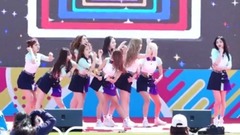 PRISTIN - WEE WOO