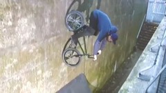 音乐短片 - Walls Sebastian Keep