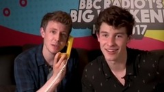Shawn Mendes - Shawn Mendes surprise phonebox call