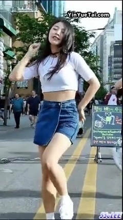 韩国群星,舞蹈视频 - 170520 시온(LADY B) - 和我交往吗(DIA) 新村游击路演