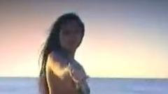 音乐短片 - Wide Awake