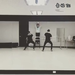 EXO,张艺兴(EXO) - 艺兴舞蹈练习室视频一则