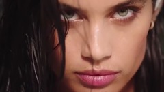 音乐短片 - Victoria's Secret very sexy now perfume