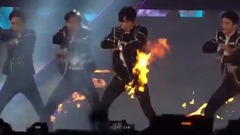 EXO,边伯贤(EXO) - Monster1