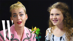 Katy Perry - 水果姐接受7岁小女孩的采访,两人都好萌!