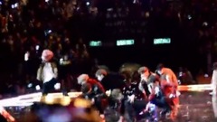 防弹少年团,田柾国(防弹少年团),JIMIN(防弹少年团),J-HOPE(防弹少年团) - Fire