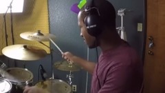 音乐短片 - Jamming With Michael League