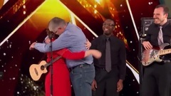 欧美群星 - Deaf Singer Earns Simon's Golden Buzzer