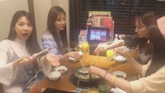 Stellar - Stellar meokbang in Japan 中文字幕